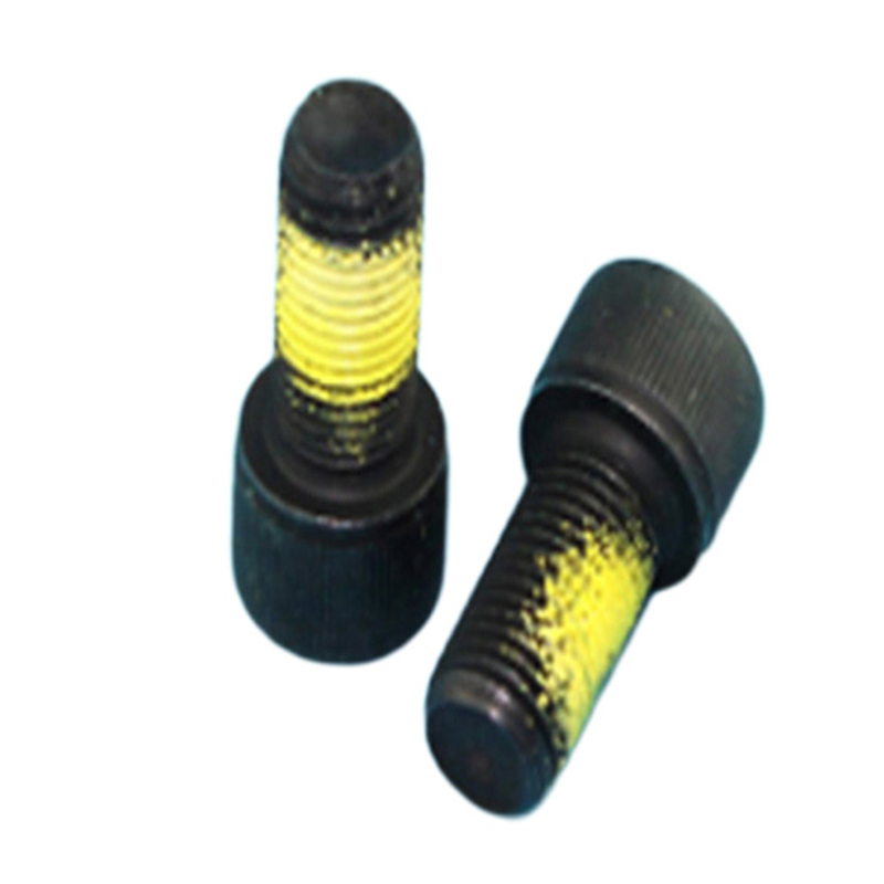 Itim na kulay ng cup head hex socket screw na may patch na nylon Itim na kulay ng cup head hex socket screw na may patch na nylon