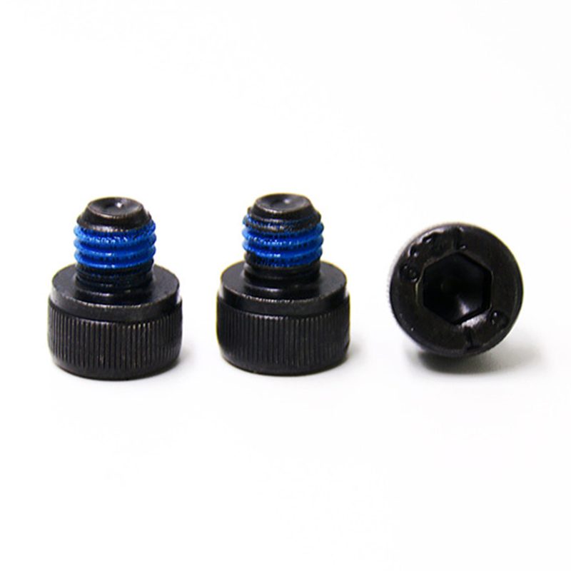 Customized m8 hindi kinakalawang na asero knurled ulo nylon patch screw Customized m8 hindi kinakalawang na asero knurled ulo nylon patch screw